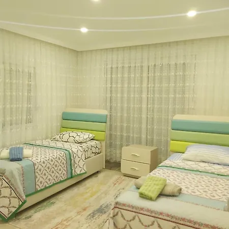 Luxury With Private Pool & Terrace In بيليك