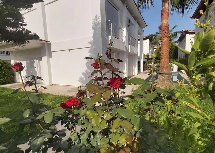 Luxury With Private Pool & Terrace In فيلة *