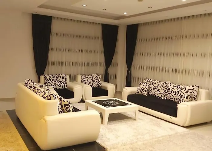 Villa Luxury With Private Pool & Terrace In *