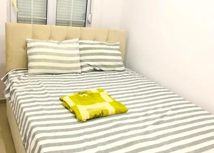 Luxury With Private Pool & Terrace In 贝莱克