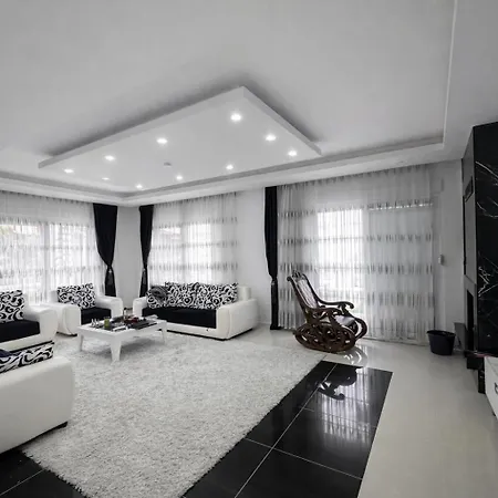 Willa Luxury With Private Pool & Terrace In